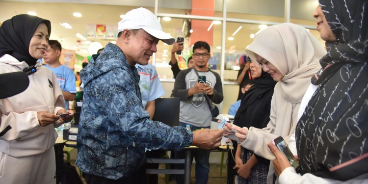 Bupati Tinjau di Car Free Day, Layanan Satu Jam Saja Selesaikan 46.675 Dokumen