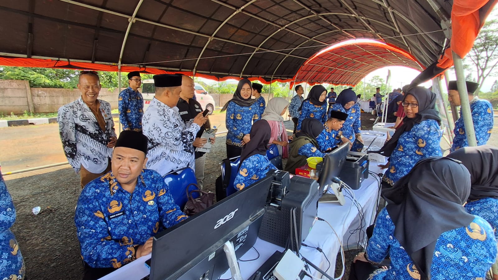 Disdukcapil Kuningan Gelar Pelayanan Adminduk dan IKD untuk ASN dalam Rangka HUT Korpri ke-54