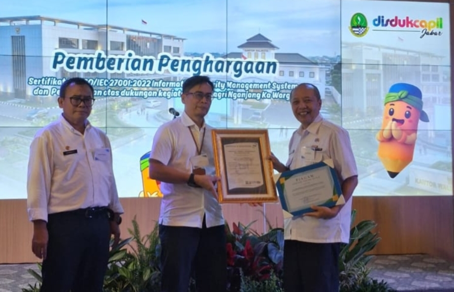 Disdukcapil Kuningan Raih ISO 27001 dan Abdi Nagri
