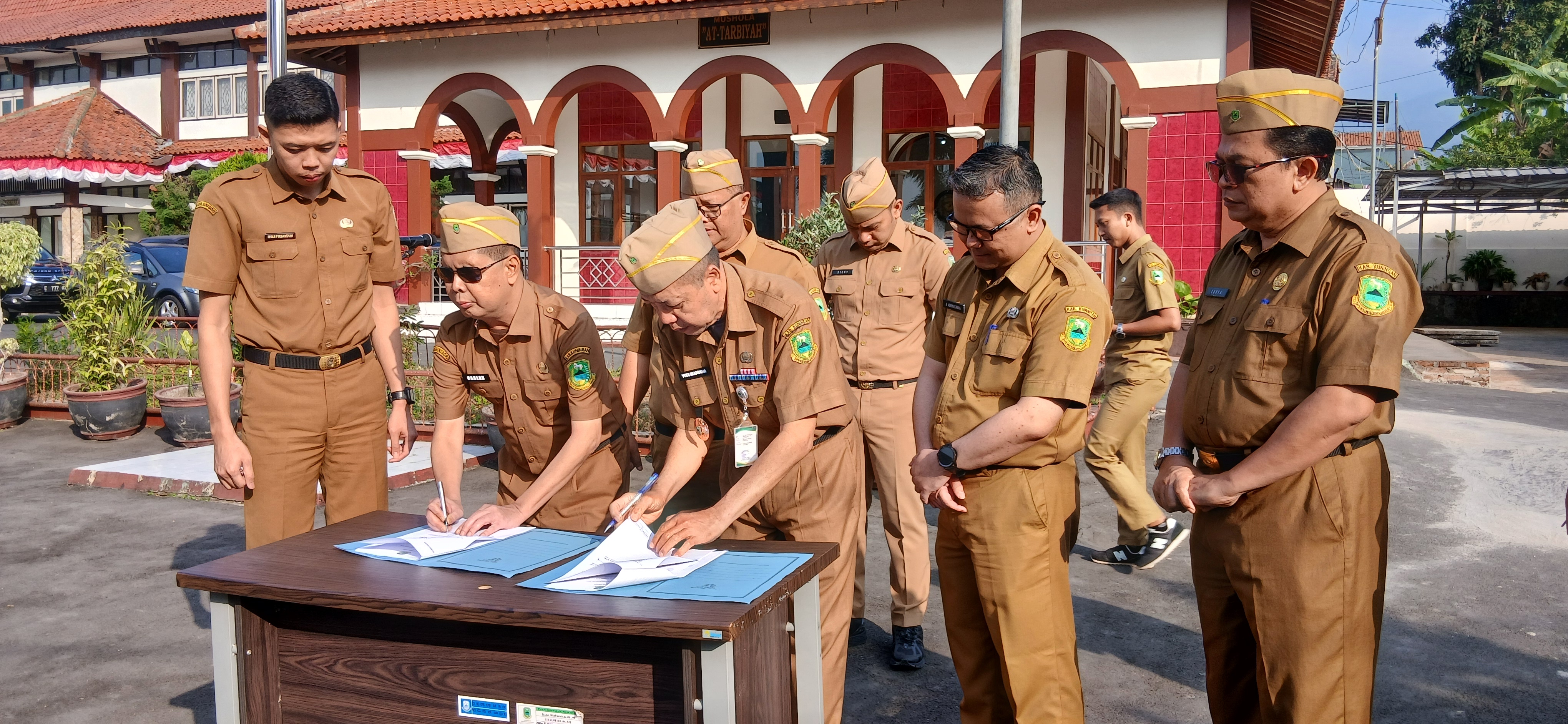 Penandatanganan PKS antara Disdik dan Disdukcapil Wujudkan Integrasi Data Pendidikan dan Kependudukan